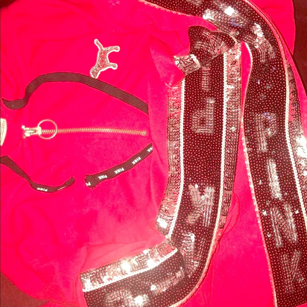 VS SEQUIN PULLOVER RED SLVR BLK